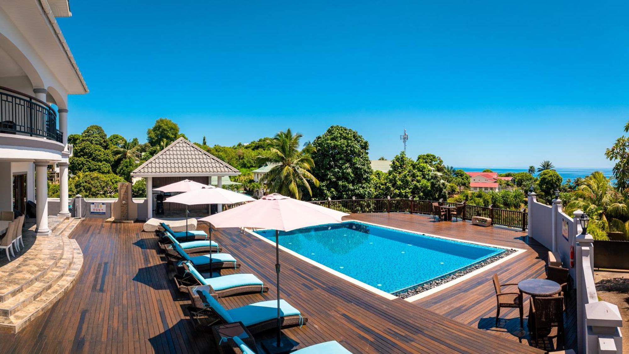 D'Offay Seaview Apartments Beau Vallon  Exterior photo