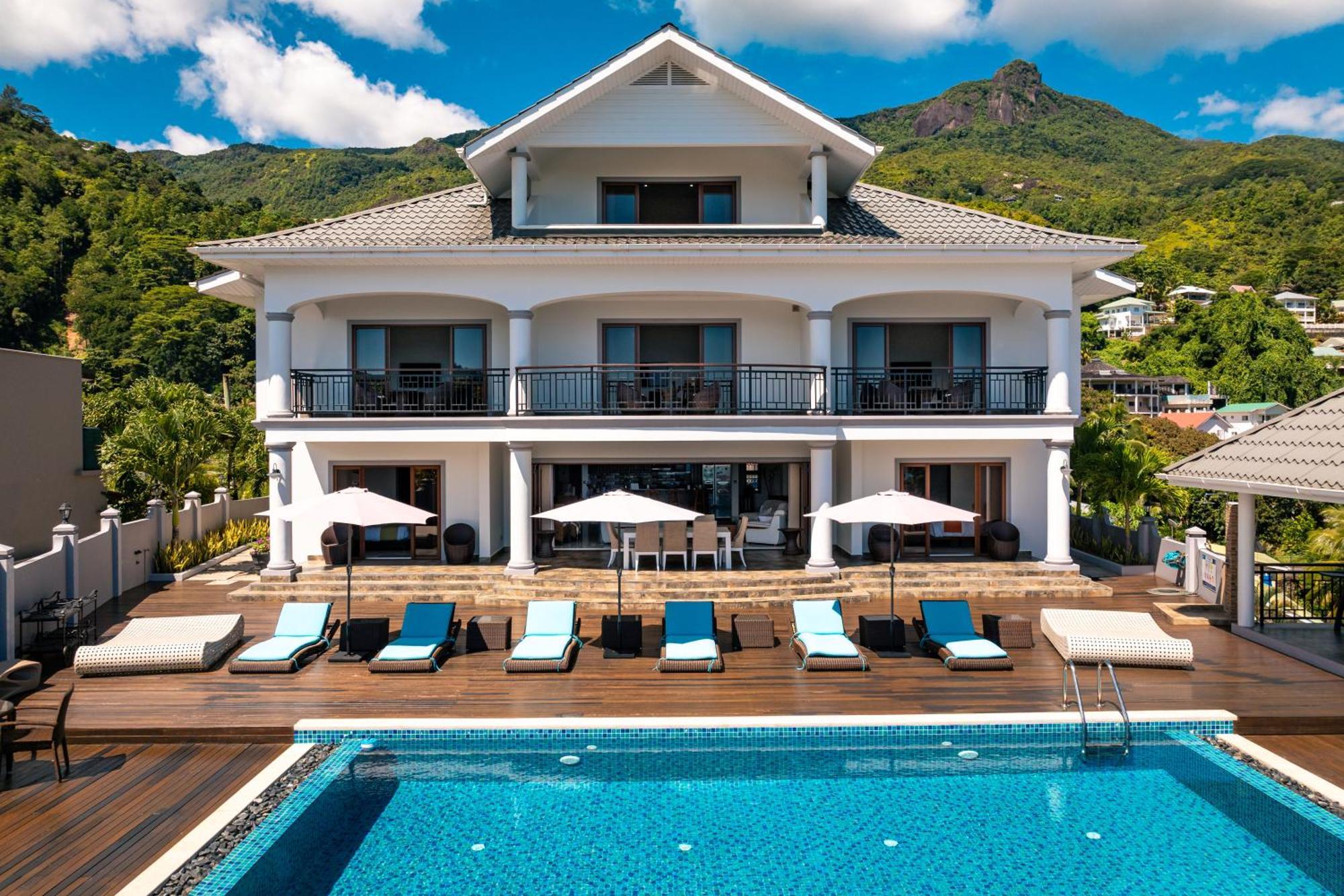 D'Offay Seaview Apartments Beau Vallon  Exterior photo